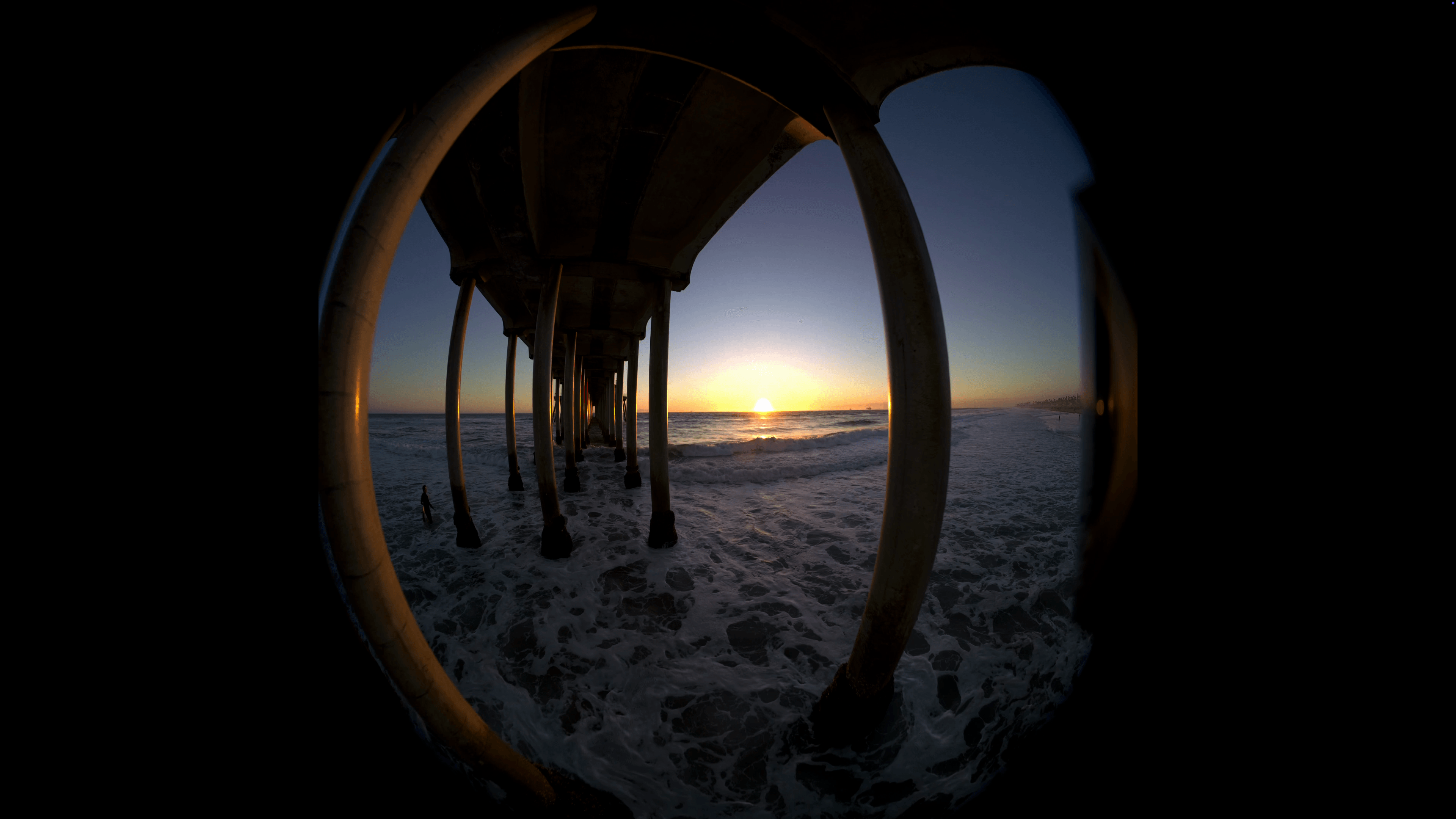 Sample Apple HLS playlist and immersive-video delivery tooling.